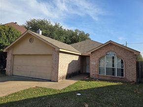 5537  Four Winds Drive , Arlington Texas 76018