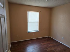 5537  Four Winds Drive , Arlington Texas 76018