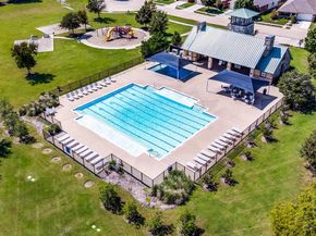 700  Lark Drive , Aubrey Texas 76227