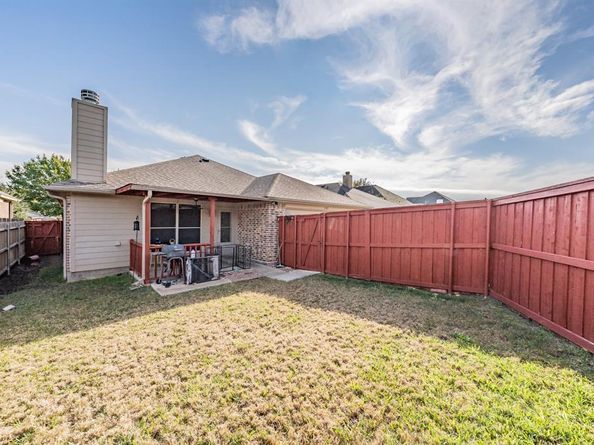 2937  Mayfair Lane , Lancaster Texas 75134