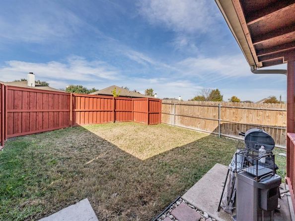 2937  Mayfair Lane , Lancaster Texas 75134