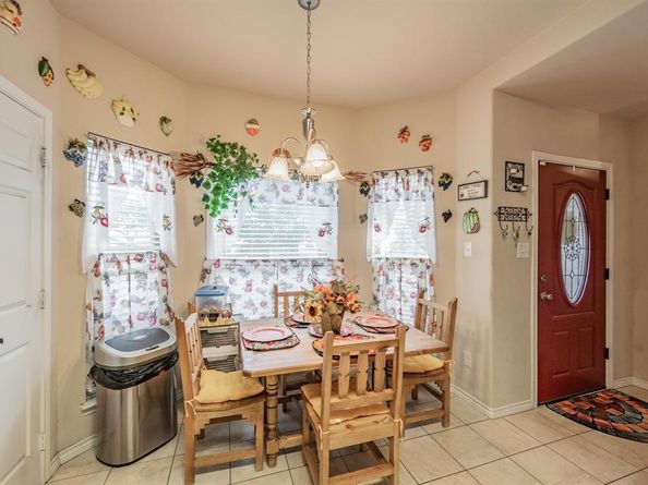 2937  Mayfair Lane , Lancaster Texas 75134