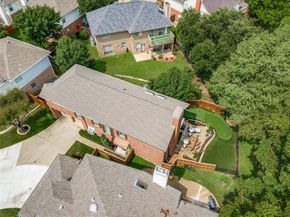 9428  Blue Jay Way , Irving Texas 75063