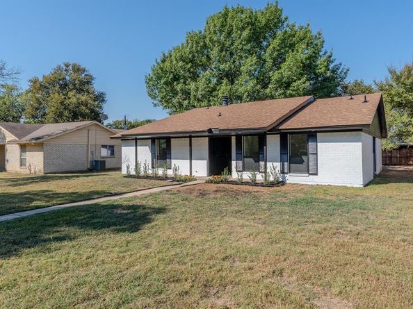 731 N Pleasant Woods Drive , Dallas Texas 75217