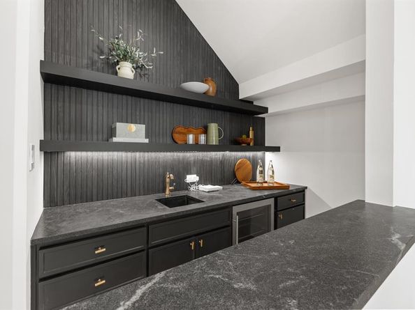 9917  Parkford Drive , Dallas Texas 75238