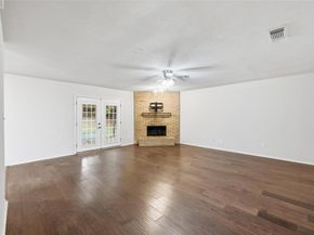 5910  Willow View Drive , Arlington Texas 76017