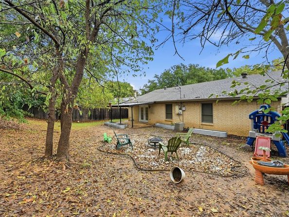 5910  Willow View Drive , Arlington Texas 76017