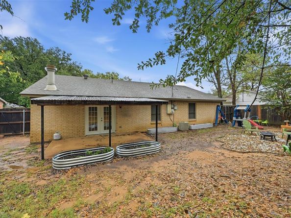 5910  Willow View Drive , Arlington Texas 76017