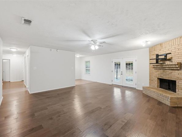 5910  Willow View Drive , Arlington Texas 76017