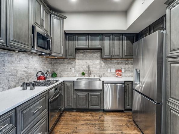 3352  Miro Place , Dallas Texas 75204