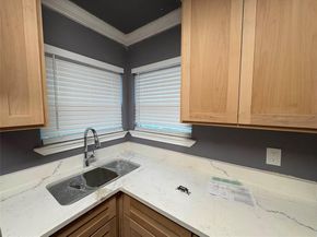 1515 E Waco Avenue , Dallas Texas 75216