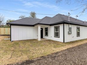 2827  Fernwood Avenue , Dallas Texas 75216