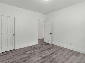 2827  Fernwood Avenue , Dallas Texas 75216