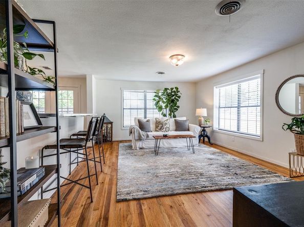 5415  Dartmouth Avenue , River Oaks Texas 76114