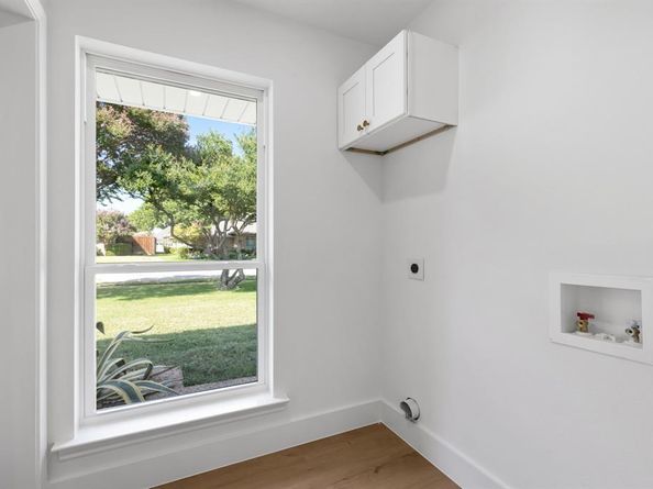 1002  Windsong Trail , Richardson Texas 75081