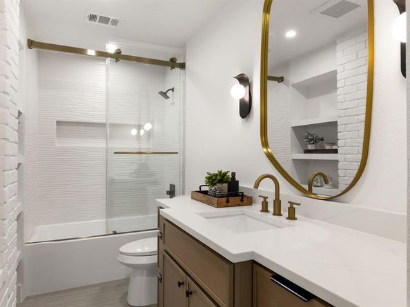 1002  Windsong Trail , Richardson Texas 75081