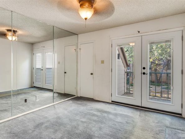 2310  Balsam Drive  B206, Arlington Texas 76006