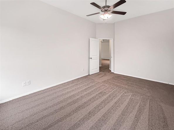 2206  Blue Bayou Drive , Dallas Texas 75253