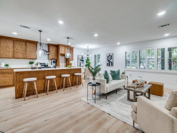 10436  Royalwood Drive , Dallas Texas 75238