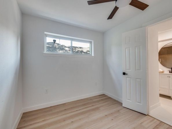 10436  Royalwood Drive , Dallas Texas 75238