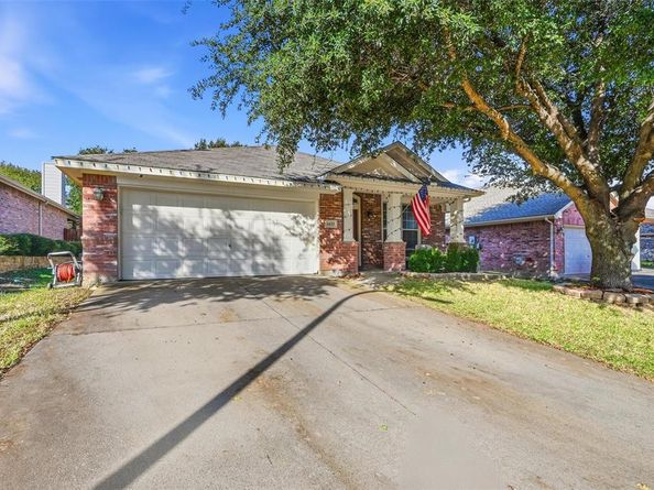 5633  Broken Gap Drive , Fort Worth Texas 76179