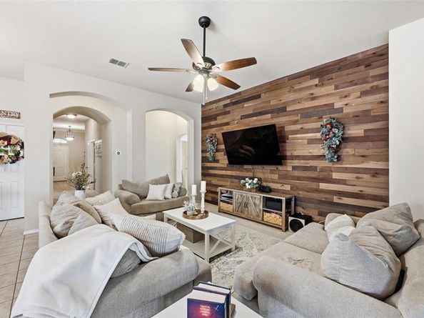 5633  Broken Gap Drive , Fort Worth Texas 76179