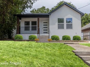 1411 E Waco Avenue 