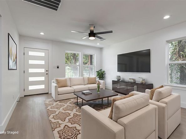 1411 E Waco Avenue , Dallas Texas 75216