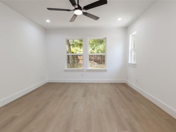 1411 E Waco Avenue , Dallas Texas 75216