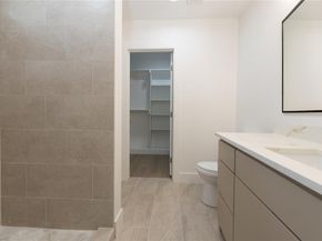 1411 E Waco Avenue , Dallas Texas 75216