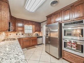 833 W Cheryl Avenue , Hurst Texas 76053
