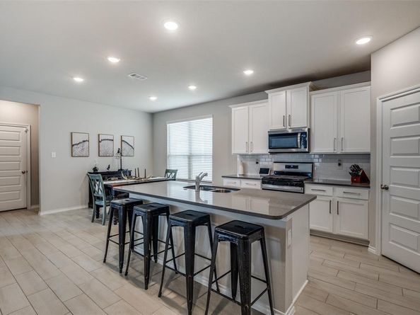 2944  Dixondale Drive , Fort Worth Texas 76108