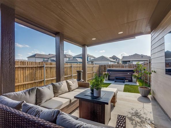 2944  Dixondale Drive , Fort Worth Texas 76108
