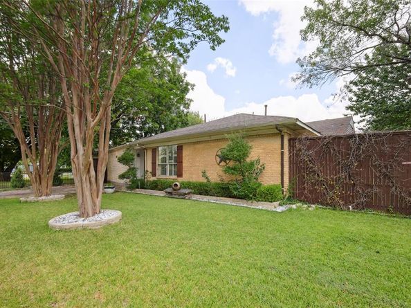 10505  Ferguson Road , Dallas Texas 75228