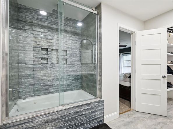 10505  Ferguson Road , Dallas Texas 75228