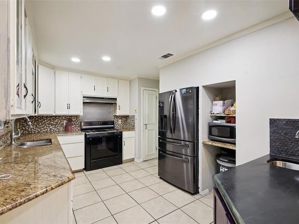 10505  Ferguson Road , Dallas Texas 75228