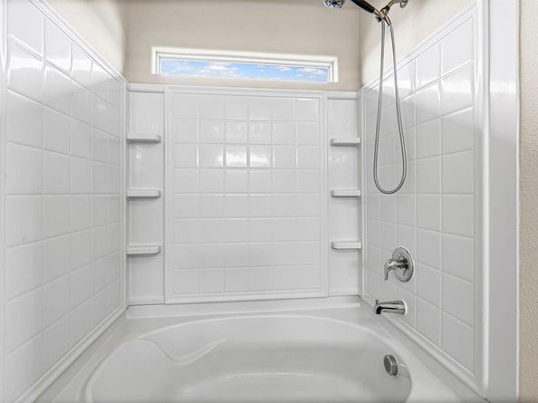 6377  Skipper Lane , Fort Worth Texas 76179