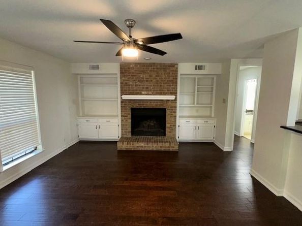 2704  Yorkshire Court , Grapevine Texas 76051