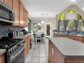 2115  Crestwood Trail , Mansfield Texas 76063