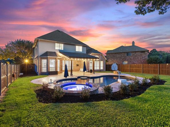2000  Arrowwood Court , McKinney Texas 75072