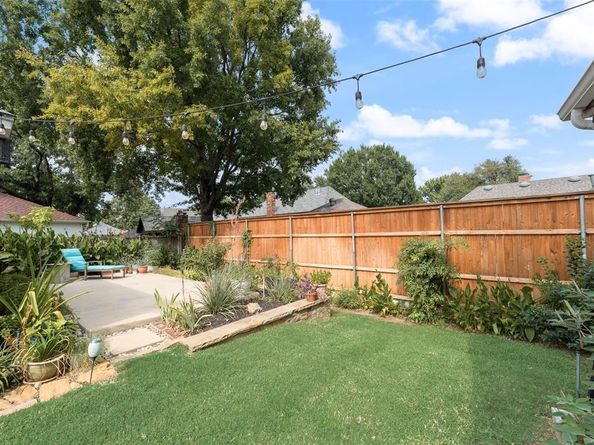 2140  Strathmore Drive , Highland Village Texas 75077