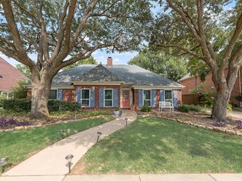2140  Strathmore Drive 