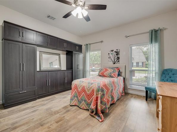 2140  Strathmore Drive , Highland Village Texas 75077