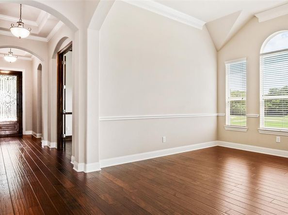 2801  Sherwood Drive , Trophy Club Texas 76262