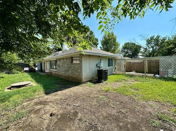 1416  Woodfern Drive , Arlington Texas 76018