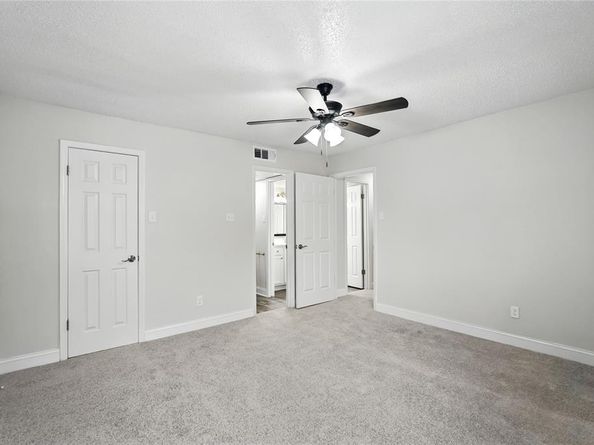 1818  Place One Lane , Garland Texas 75042