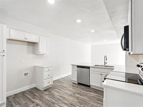 1818  Place One Lane , Garland Texas 75042
