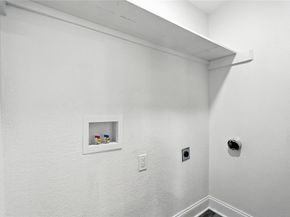 1818  Place One Lane , Garland Texas 75042