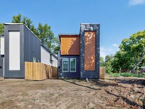 2415  Hooper Street , Dallas Texas 75215