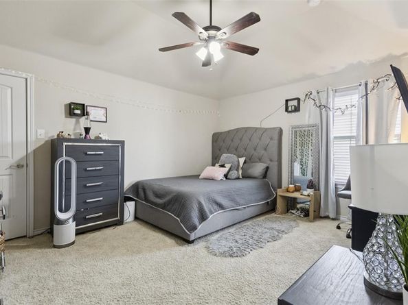 320  Trakehner Trail , Celina Texas 75009